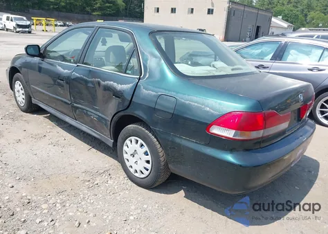 2001 Honda Accord Value Package из США, поврежденный, VIN 1HGCF86631A104002